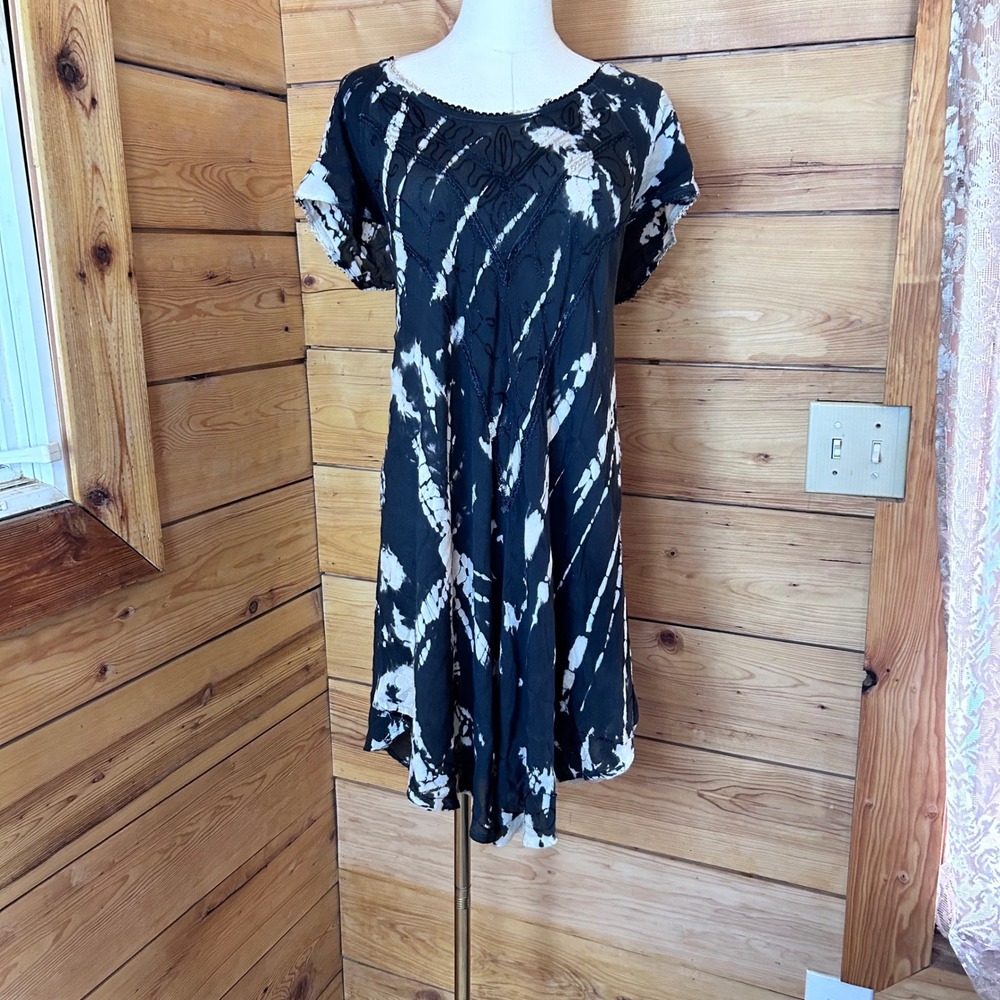 Tie Dye Dress Women Large Black White Embroidered Beaded Handkerchief Hem MCM